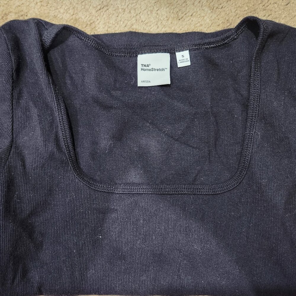 Aritzia home stretch tshirt